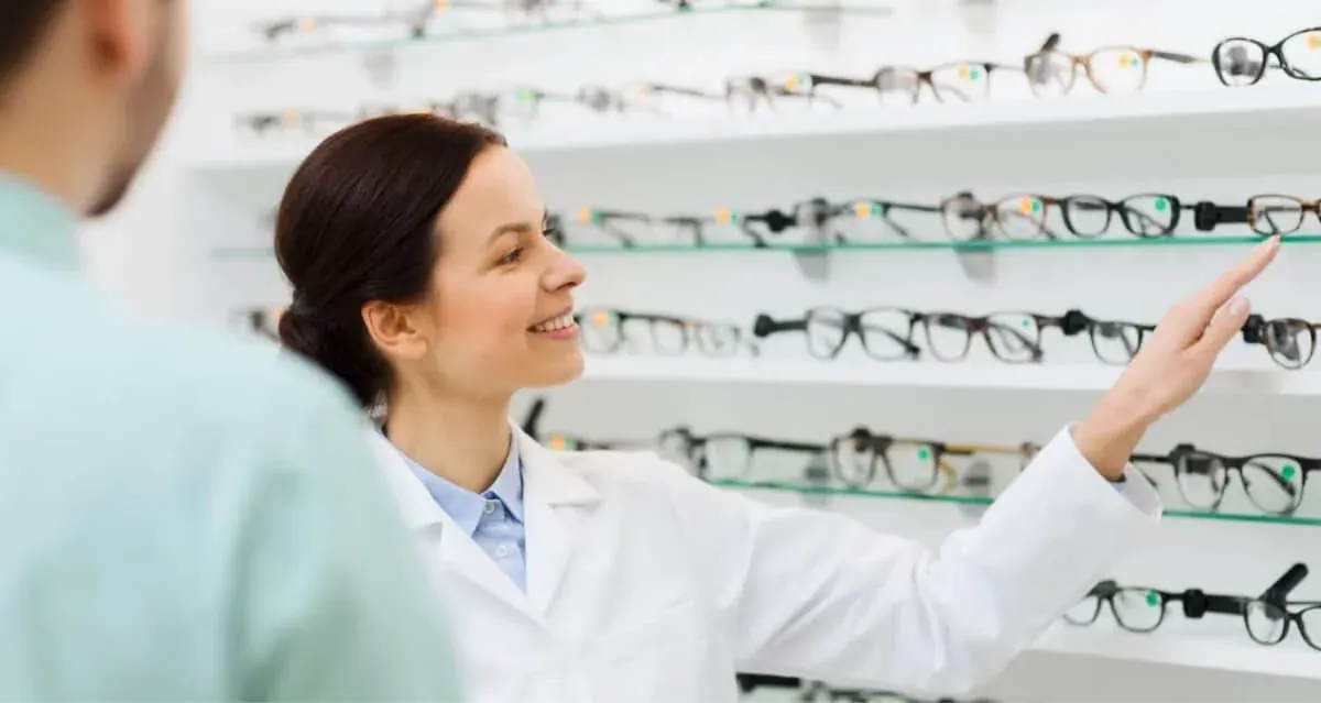 Hur OAC tredubblade genomförandet av fortbildning bland kanadensiska optiker